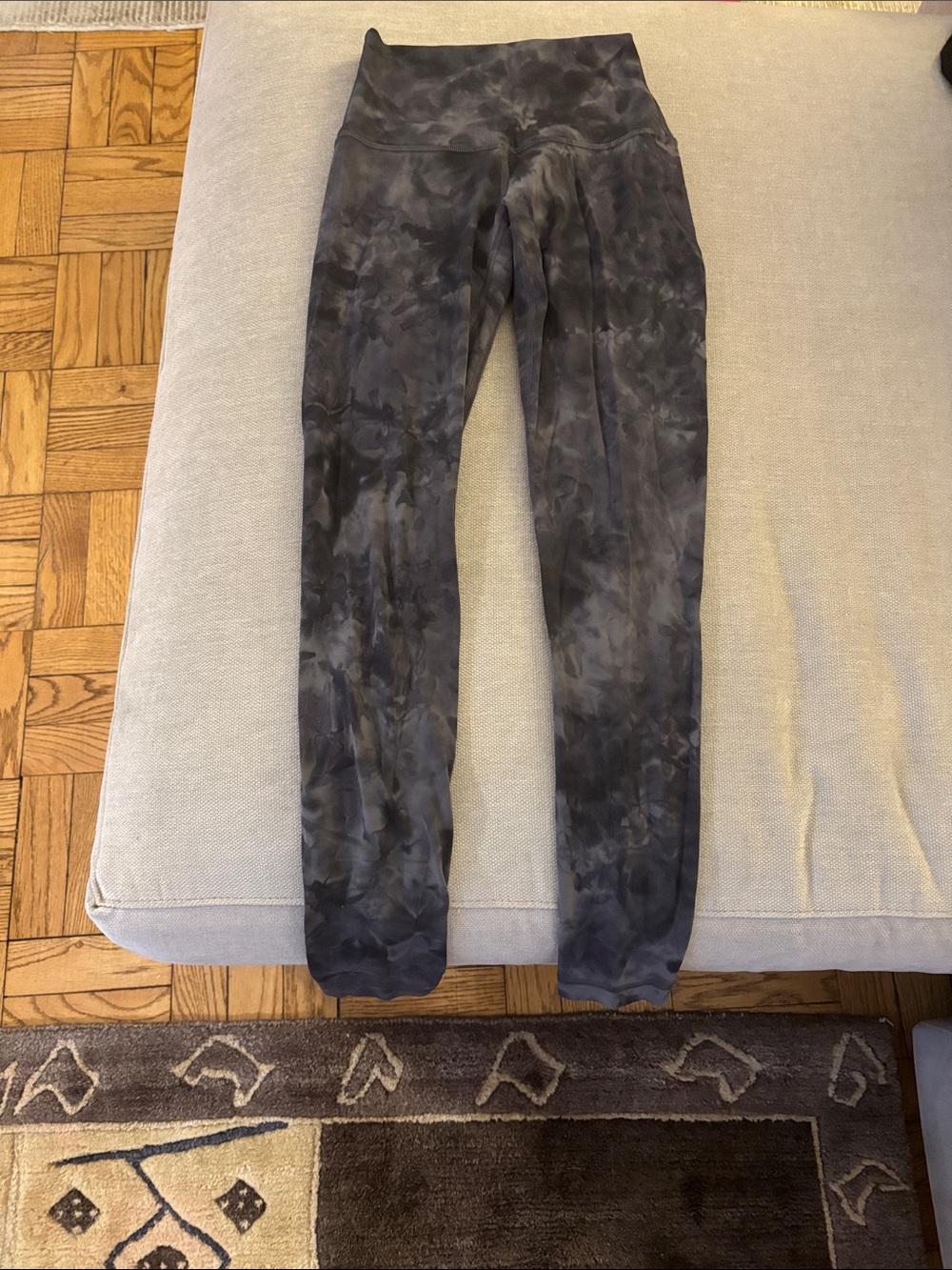 Lulu Lemon High-Waist Tie-Dye Leggings in Charcoal